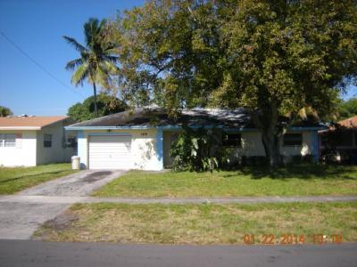 5879 Nw 16 St, Sunrise, FL 33313