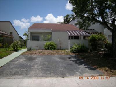 6006 Nw 1 St, Margate, FL 33063