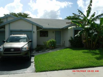 6038 Nw 80 Ave, Tamarac, FL 33321