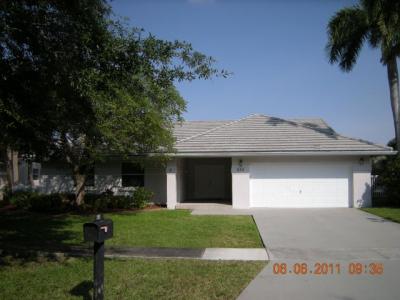 634 Nw 163 Ave, Pembroke Pines, FL 33028