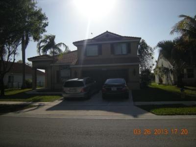 660 Sw 164 Ave, Pembroke Pines, FL 33027