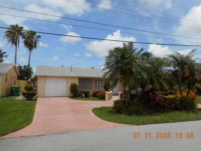 6645 Emerald Lake Dr, Miramar, FL 33023