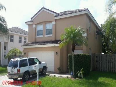 6678 Saltaire Ter, Margate, FL 33063