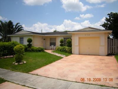 6709 Oakmont, North Lauderdale, FL 33068