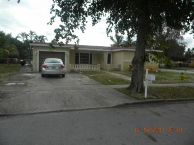 6984 Nw 8 Ct, Margate, FL 33063