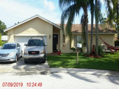 7050 Nw 22 Way, Margate, FL 33063