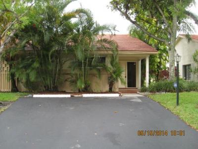 713 Sw 89 Ave, Plantation, FL 33324