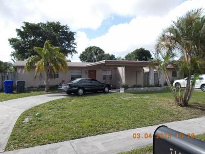 7130 Meade St, Hollywood, FL 33024