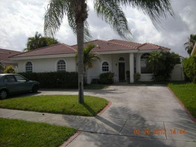 714 Se 3 Ct, Dania Beach, FL 33004