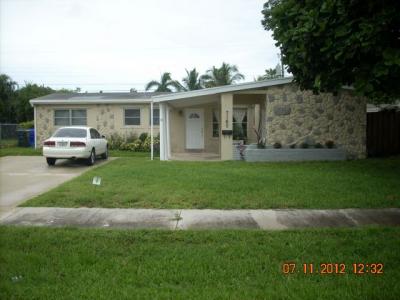 7160 Lee St, Hollywood, FL 33024