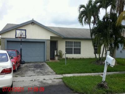 7441 Nw 38 Court, Lauderhill, FL 33319