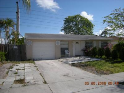 7771 Sw 1 St, Margate, FL 33068