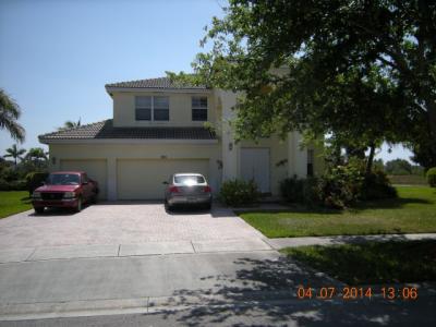 803 Nw 167 Ave, Pembroke Pines, FL 33028