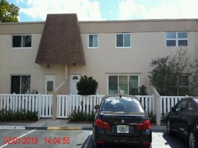 8090 Nw 12 St, Margate, FL 33063