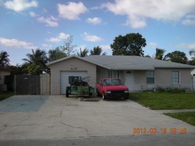 8200 Sw 11 St, North Lauderdale, FL 33068