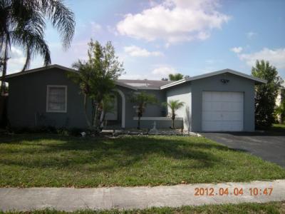 8200 Sw 8 Ct, North Lauderdale, FL 33068