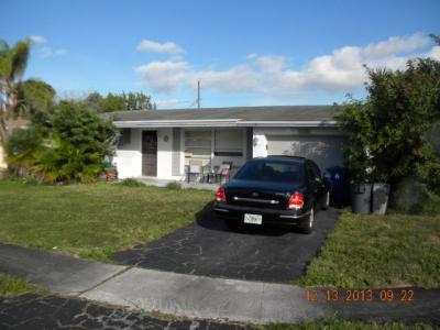 8521 Nw 28 Pl, Sunrise, FL 33322