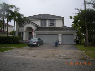 860 Sw 174 Ter, Pembroke Pines, FL 33029