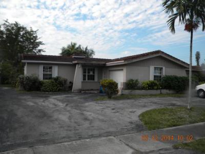 8788 Nw 24 Pl, Sunrise, FL 33322